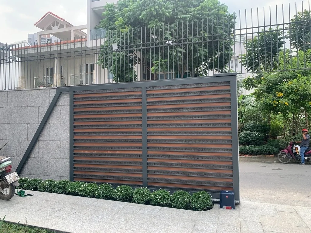 Kiểm tra hệ thống điều khiển cổng tự động