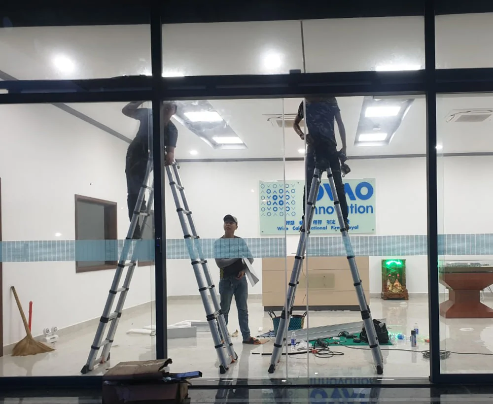 Tiến hành vệ sinh và bảo dưỡng định kỳ thiết bị